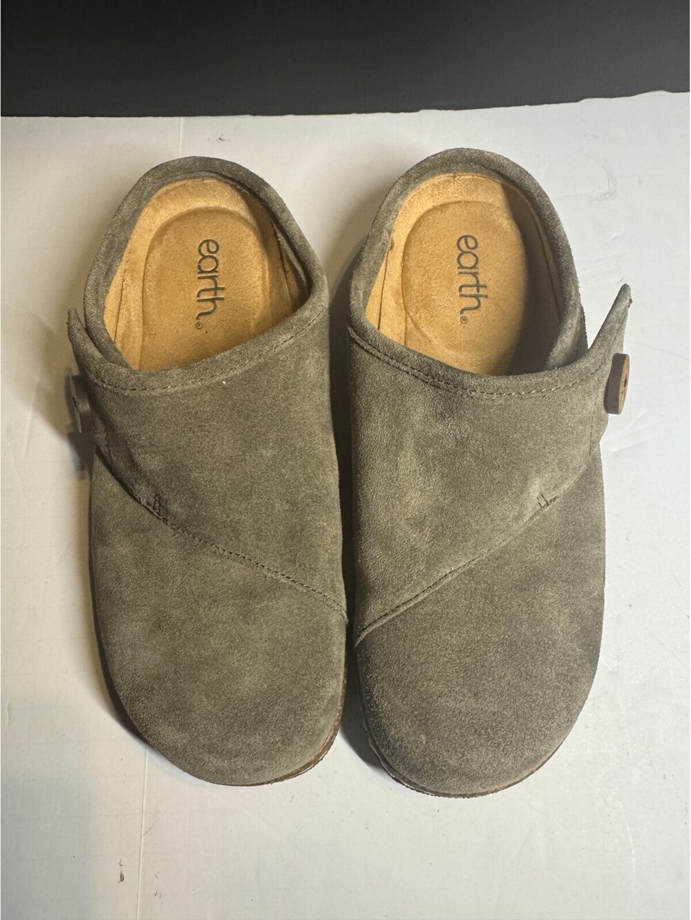 Earth Ezra Button Wrap Slip-On Clogs Grey Suede Arch Support Mules size 7 M